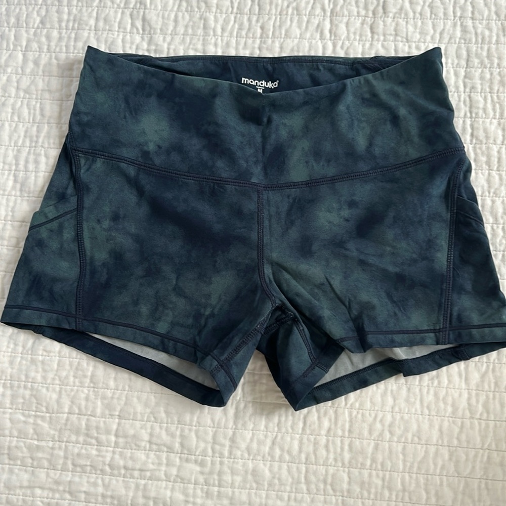 Manduka Printed Yoga Shorts